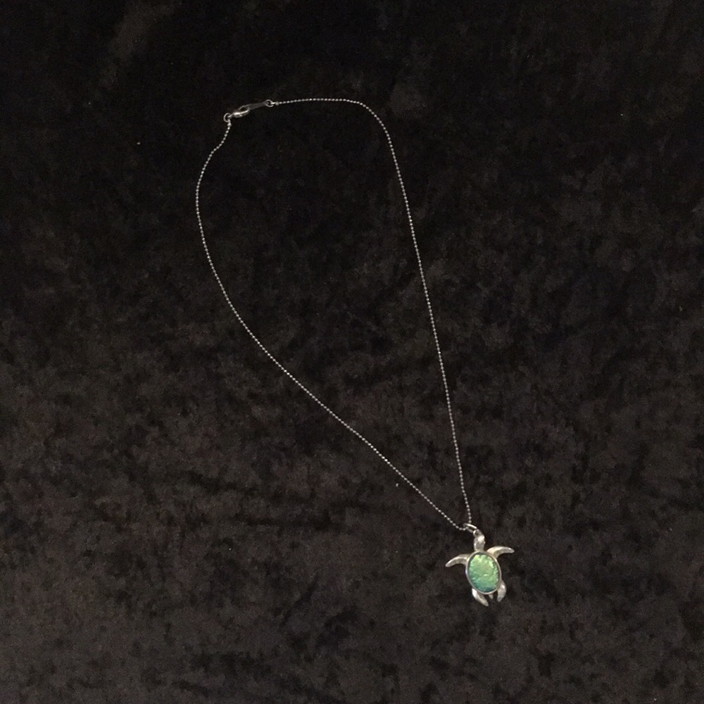 hawaiian turtle necklace